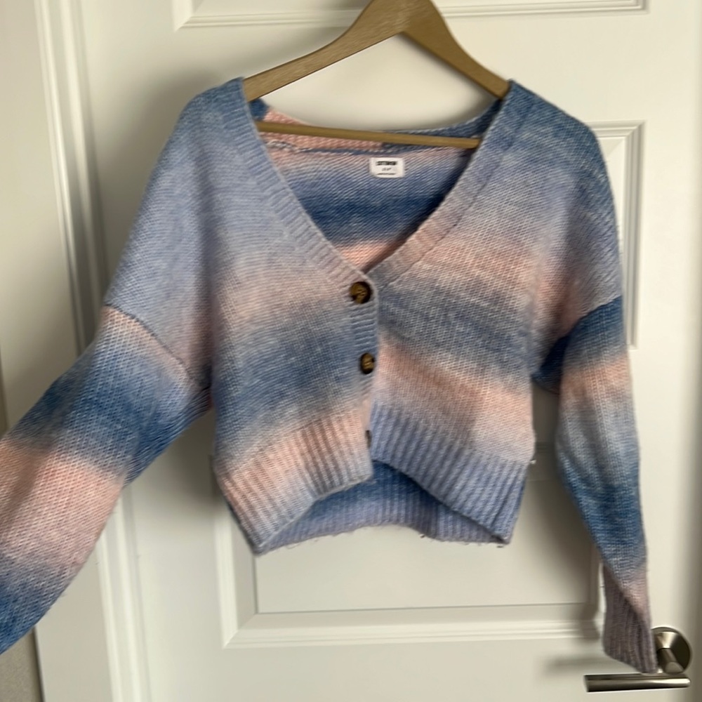Cotton on, small v-neck, button down sweater